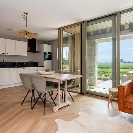 Appartement De Dageraad In Monumentale Boerderij Kimswerd Buitenkant foto